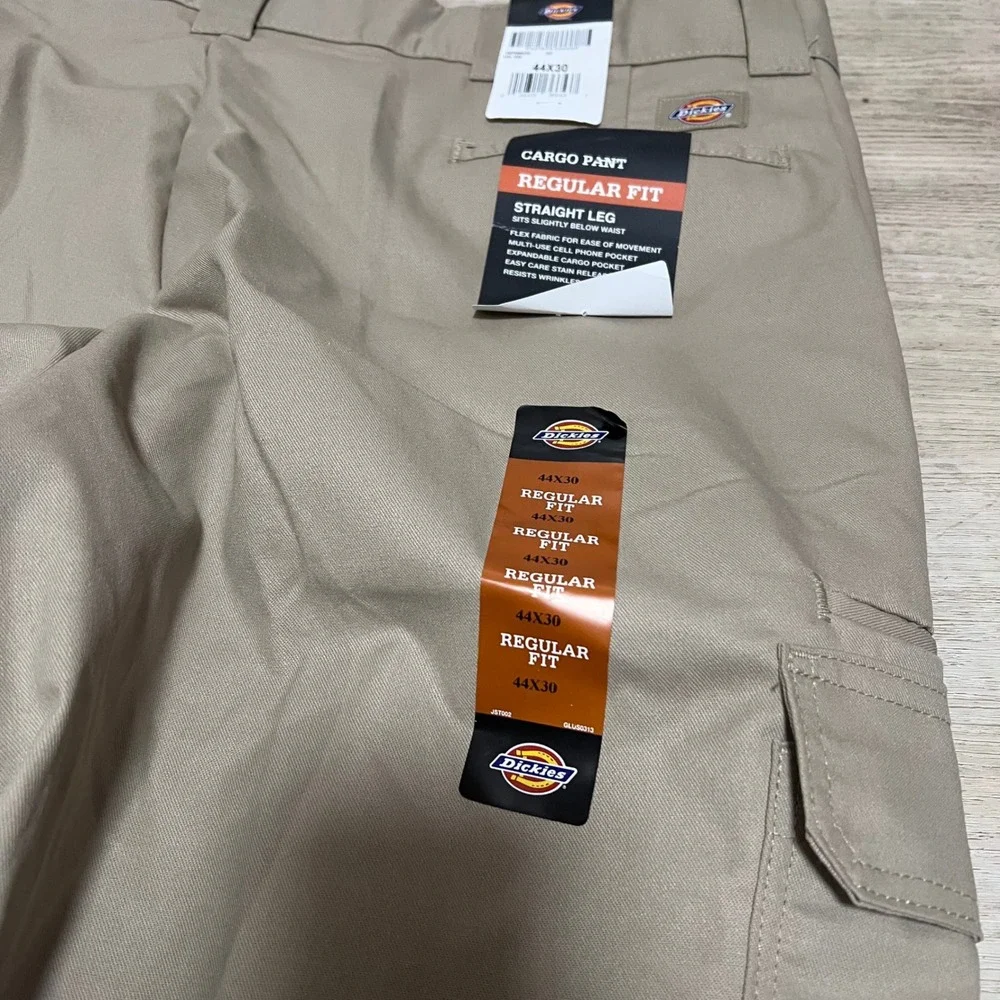 Dickies Men‎ Regular Fit Cargo Khaki Straight Pants NWT 44x30 Beige Utility Work